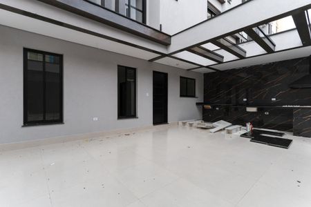 Casa à venda com 140m², 4 quartos e 2 vagasGaragem