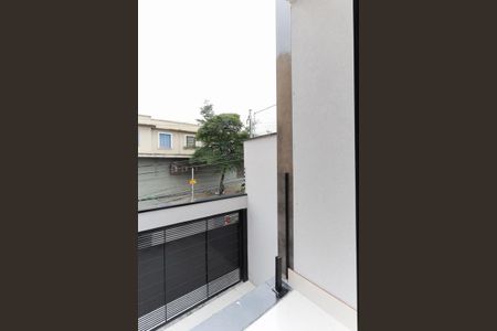 Casa à venda com 140m², 4 quartos e 2 vagasSacada da suíte 2