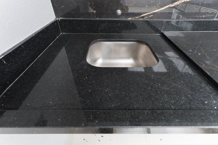 Casa à venda com 140m², 4 quartos e 2 vagasÁrea de serviço e de lazer