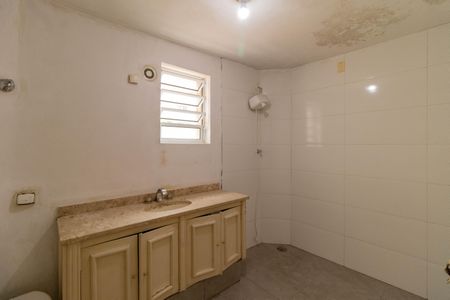 Apartamento para alugar com 75m², 2 quartos e sem vagaBanheiro