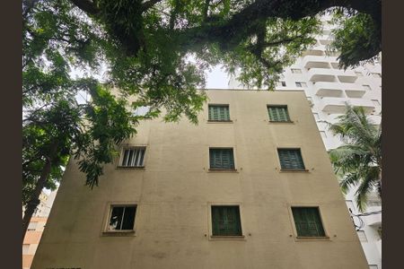 Apartamento para alugar com 75m², 2 quartos e sem vagaFachada