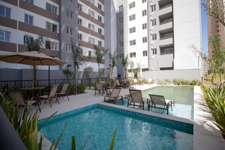 Apartamento para alugar com 37m², 2 quartos e sem vagaÁrea comum - Piscina
