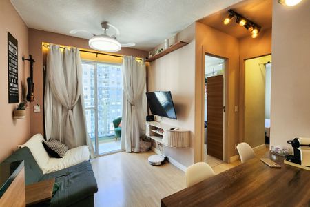 Sala  de apartamento à venda com 2 quartos, 45m² em Santo Cristo, Rio de Janeiro