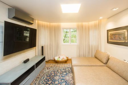 Casa de Condomínio para alugar com 4 quartos, 423m² em Santo Amaro, São Paulo