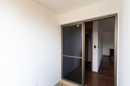 Apartamento à venda com 150m², 4 quartos e 2 vagas Apartamento à venda com 150m², 4 quartos e 2 vagasVaranda