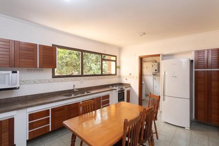 Apartamento à venda com 150m², 4 quartos e 2 vagas Apartamento à venda com 150m², 4 quartos e 2 vagasCozinha - Armários