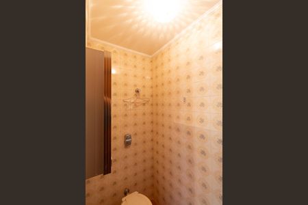 Apartamento à venda com 150m², 4 quartos e 2 vagas Apartamento à venda com 150m², 4 quartos e 2 vagasBanheiro da Suíte 2