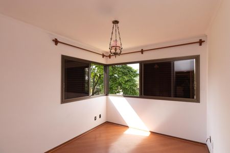 Apartamento à venda com 150m², 4 quartos e 2 vagas Apartamento à venda com 150m², 4 quartos e 2 vagasQuarto 3