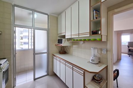 Apartamento à venda com 61m², 2 quartos e 1 vaga Apartamento à venda com 61m², 2 quartos e 1 vagaCozinha