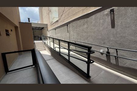 Apartamento para alugar com 65m², 3 quartos e 2 vagasRampa - Corrimão