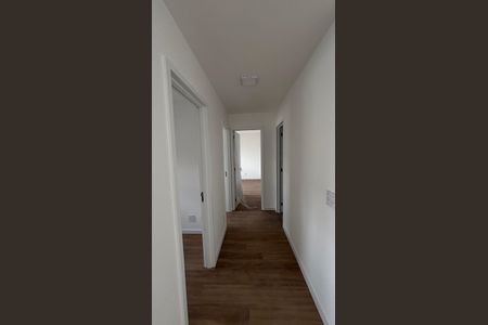 Corredor de apartamento para alugar com 3 quartos, 65m² em Vila Assunção, Santo André