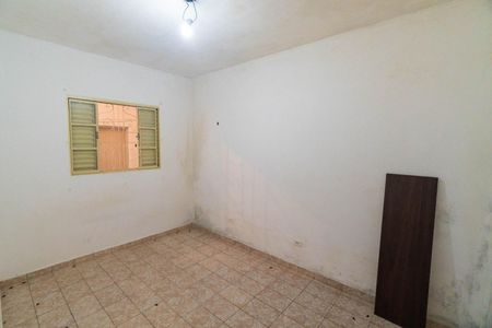 Casa à venda com 120m², 3 quartos e 4 vagasEdícula - Quarto