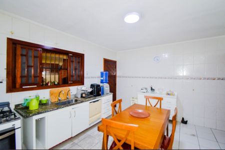 Casa à venda com 115m², 2 quartos e 1 vaga Casa à venda com 115m², 2 quartos e 1 vagaCozinha