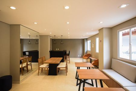 Apartamento para alugar com 24m², 1 quarto e sem vaga Apartamento para alugar com 24m², 1 quarto e sem vagaSalão de Festa