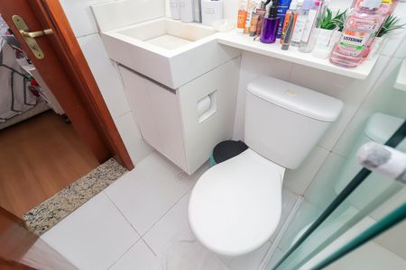 Casa de condomínio à venda com 70m², 2 quartos e 1 vagaBanheiro da Suíte 1