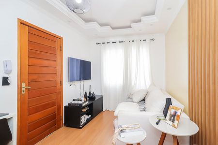 Sala de casa de condomínio para alugar com 2 quartos, 70m² em Vila Regina, São Paulo