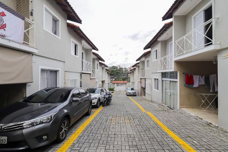 Casa de condomínio à venda com 70m², 2 quartos e 1 vagaÁrea externa