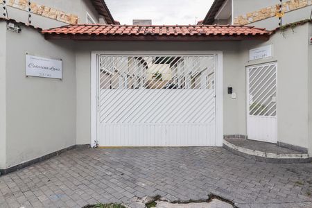 Casa de condomínio à venda com 70m², 2 quartos e 1 vagaFachada