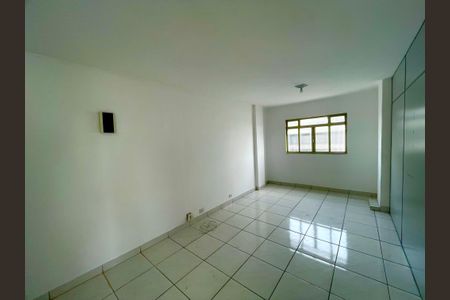 Sala de apartamento para alugar com 1 quarto, 60m² em Centro, Guarulhos