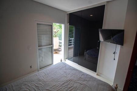 Suíte de casa de condomínio para alugar com 5 quartos, 880m² em Colinas do Ermitage (sousas), Campinas
