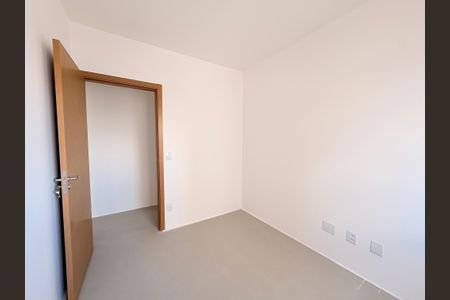 Apartamento à venda com 84m², 3 quartos e 2 vagasQuarto 2