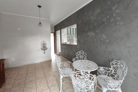 Casa para alugar com 252m², 3 quartos e 4 vagas Casa para alugar com 252m², 3 quartos e 4 vagasSala de Jantar