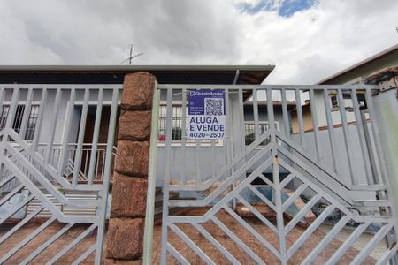 Casa para alugar com 252m², 3 quartos e 4 vagas Casa para alugar com 252m², 3 quartos e 4 vagasPLACA INSTALADA NA FACHADA