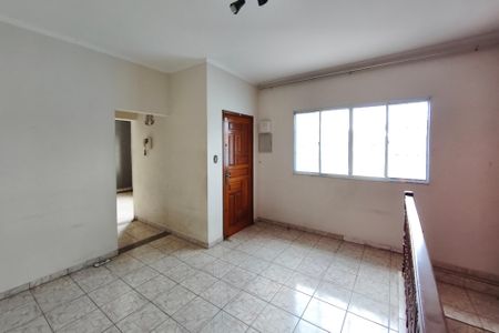 Casa para alugar com 252m², 3 quartos e 4 vagas Casa para alugar com 252m², 3 quartos e 4 vagasSala