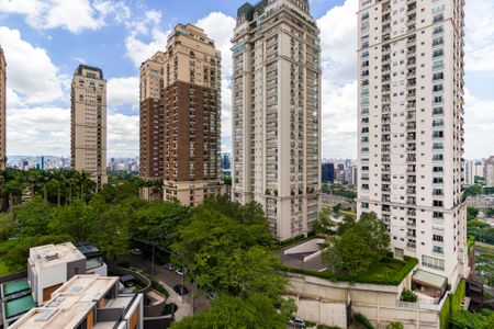 Apartamento para alugar com 1 quarto, 42m² em Cidade Jardim, São Paulo
