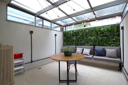 Varanda de kitnet/studio à venda com 1 quarto, 35m² em Indianópolis, São Paulo