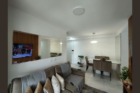 Apartamento à venda com 75m², 3 quartos e 1 vagaSala 