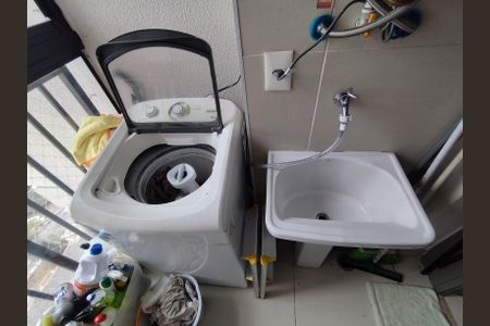 Apartamento à venda com 75m², 3 quartos e 1 vagaÁrea de Serviço