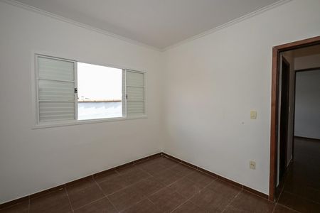 Casa à venda com 287m², 4 quartos e 2 vagasQuarto 3