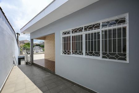 Casa à venda com 287m², 4 quartos e 2 vagasEntrada