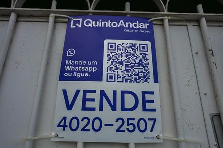 Casa à venda com 287m², 4 quartos e 2 vagasFachada