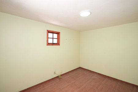 Casa à venda com 287m², 4 quartos e 2 vagasQuarto 4 da Edícula 