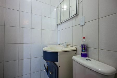 Casa à venda com 287m², 4 quartos e 2 vagasBanheiro 2 da Edícula 