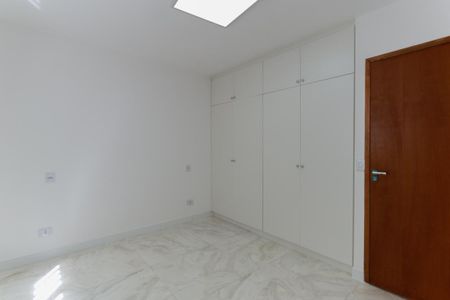 Casa para alugar com 450m², 3 quartos e 5 vagasQuarto 2