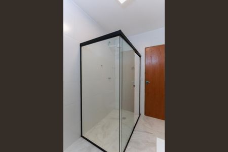 Casa para alugar com 450m², 3 quartos e 5 vagasBanheiro social