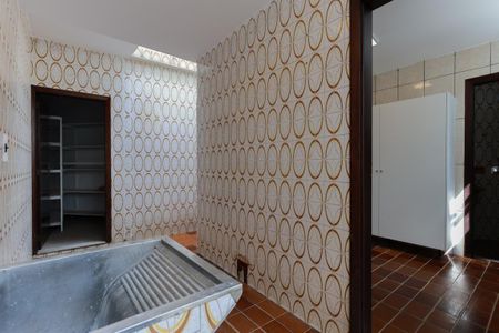 Casa para alugar com 450m², 3 quartos e 5 vagasÁrea de serviço