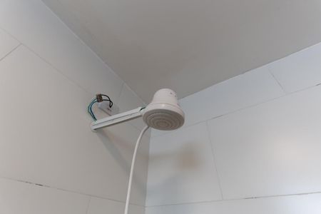 Casa para alugar com 450m², 3 quartos e 5 vagasBanheiro social