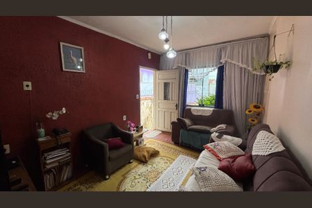 Casa à venda com 220m², 2 quartos e 1 vagaSala