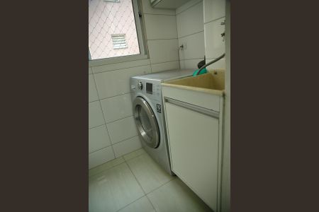 Apartamento para alugar com 59m², 2 quartos e 1 vagaÁrea de Serviço