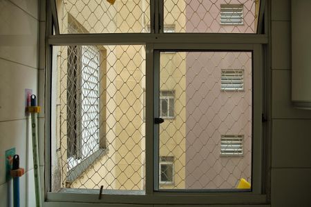 Apartamento para alugar com 59m², 2 quartos e 1 vagaÁrea de Serviço/janela 