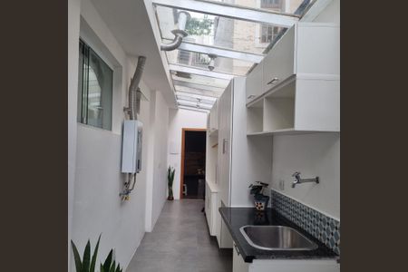 Apartamento à venda com 147m², 3 quartos e 1 vaga Apartamento à venda com 147m², 3 quartos e 1 vagaÁrea de serviço