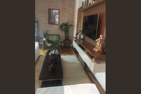 Apartamento à venda com 147m², 3 quartos e 1 vaga Apartamento à venda com 147m², 3 quartos e 1 vagaSala