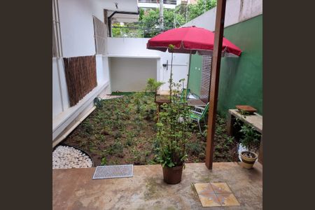 Apartamento à venda com 147m², 3 quartos e 1 vaga Apartamento à venda com 147m², 3 quartos e 1 vagaÁrea externa