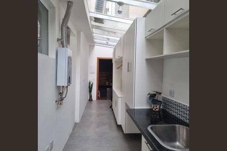 Apartamento à venda com 147m², 3 quartos e 1 vaga Apartamento à venda com 147m², 3 quartos e 1 vagaÁrea de serviço