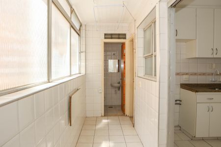 Apartamento para alugar com 108m², 3 quartos e 1 vagaÁrea de Serviço