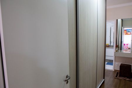 Apartamento à venda com 136m², 4 quartos e 3 vagasCloset